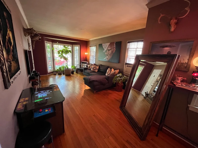 1 bedroom in Central LA photo 8