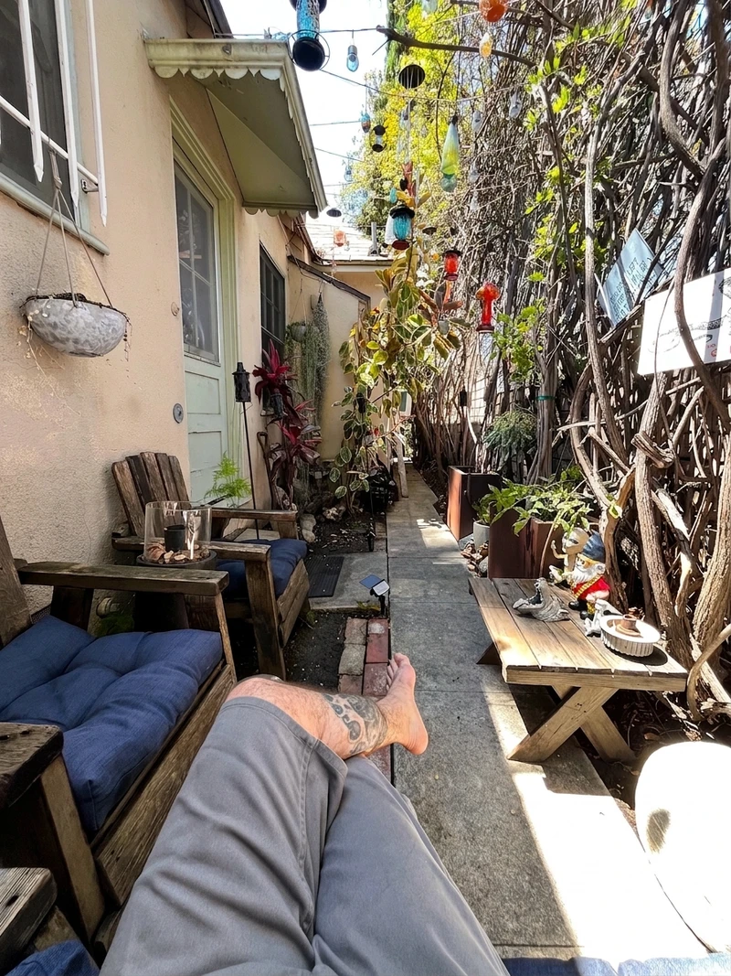 1 bedroom in Central LA photo 17