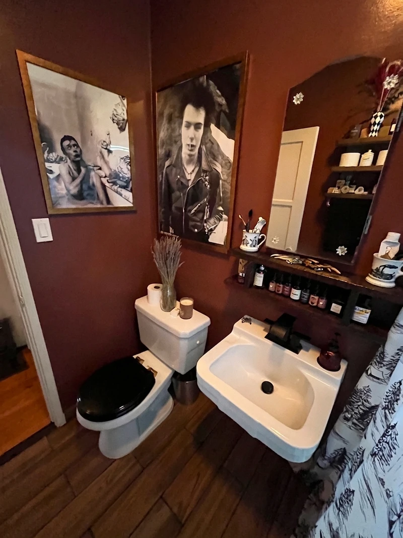 1 bedroom in Central LA photo 14