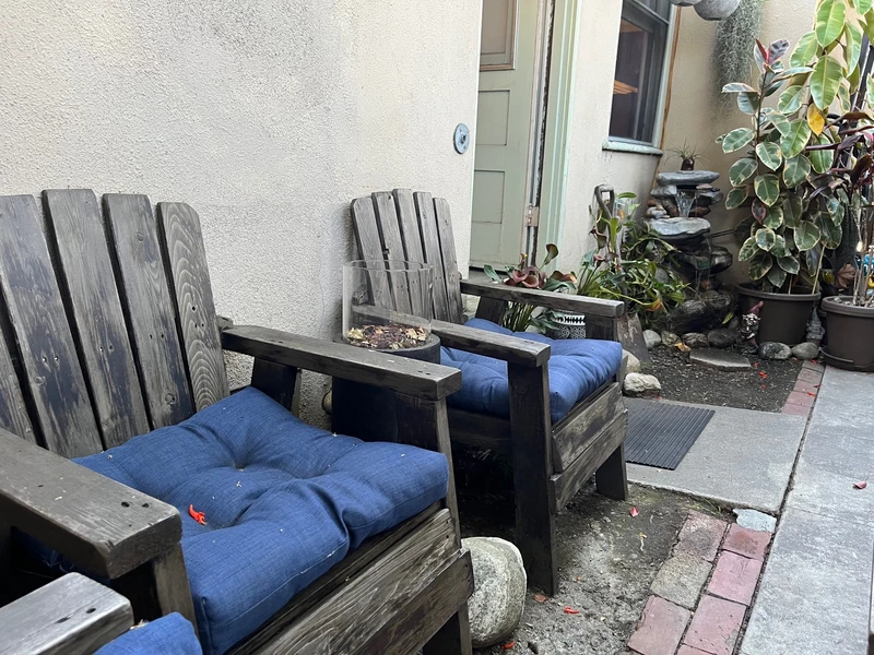 1 bedroom in Central LA photo 16