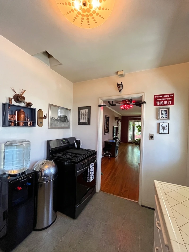 1 bedroom in Central LA photo 12