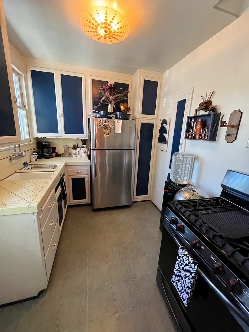 1 bedroom in Central LA photo 11