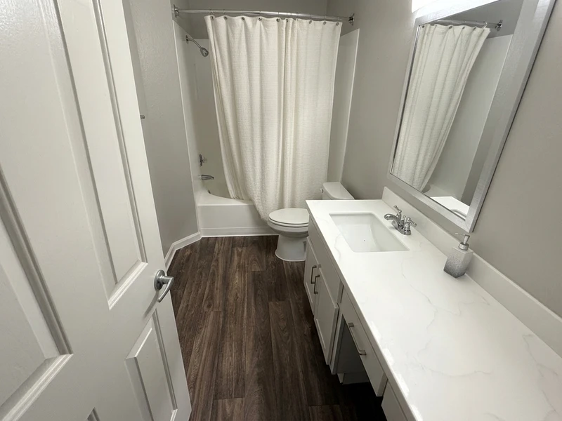 1 bedroom in South Scottsdale photo 5