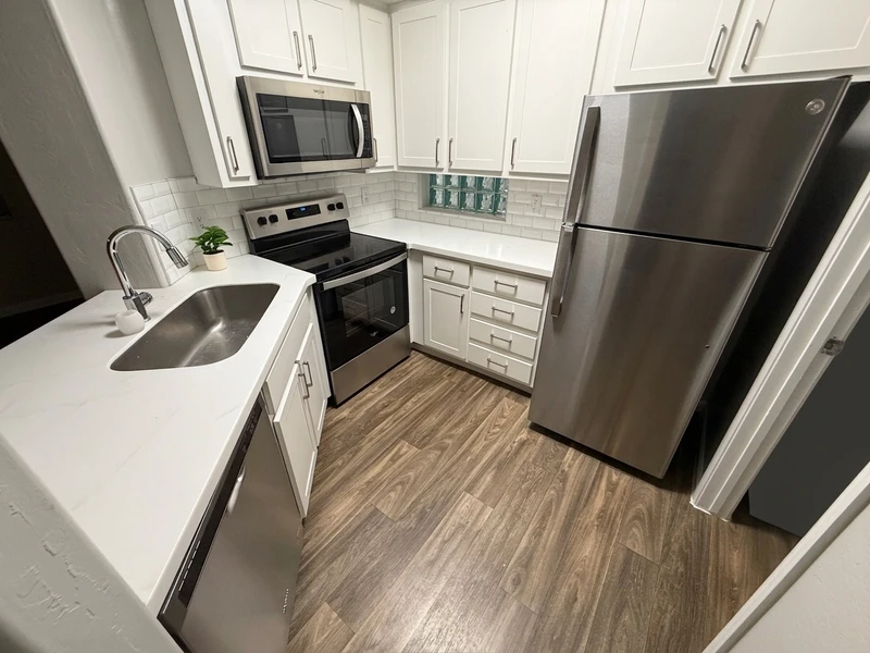 1 bedroom in South Scottsdale photo 10