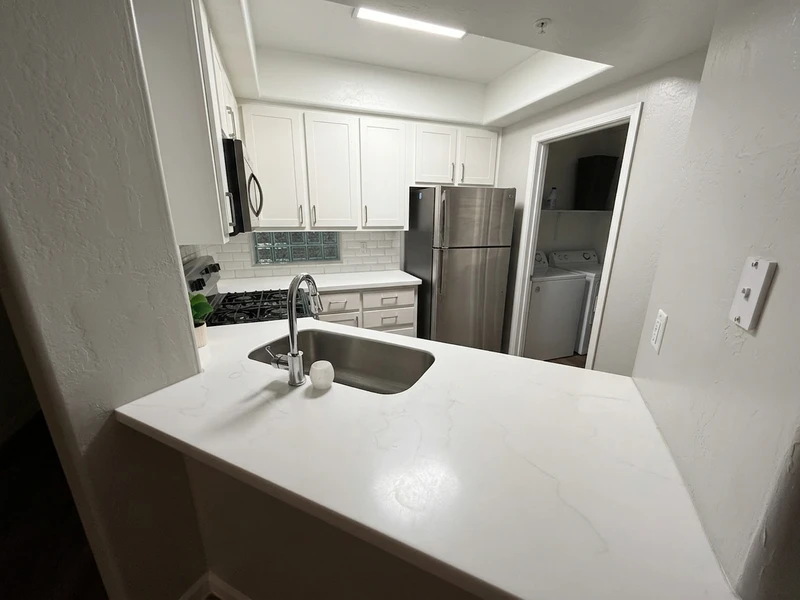 1 bedroom in South Scottsdale photo 9