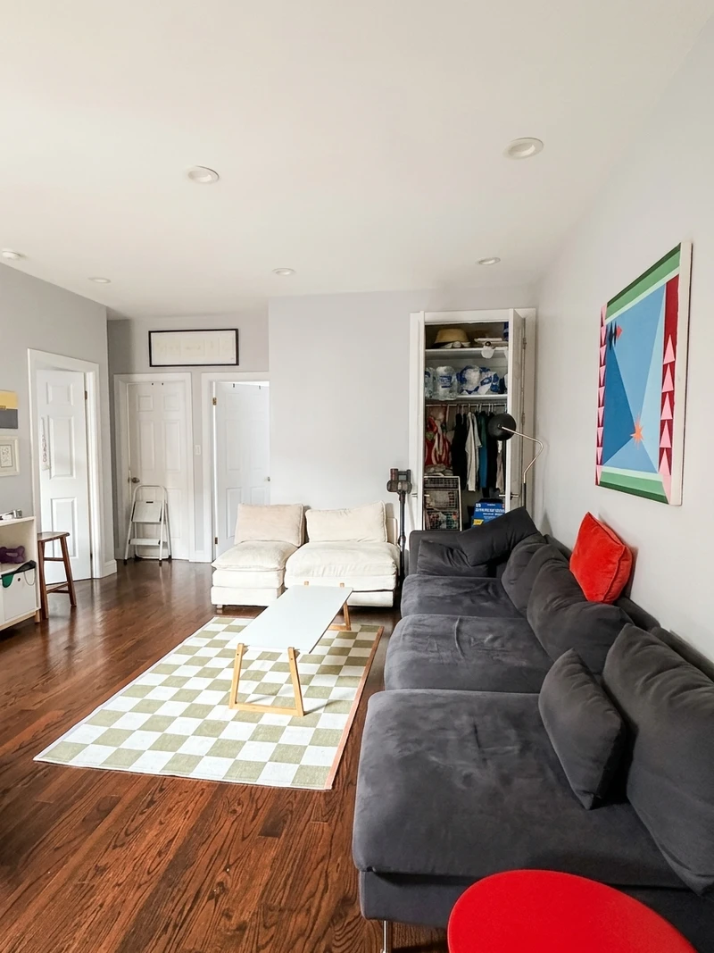 a room in Crown Heights photo 5