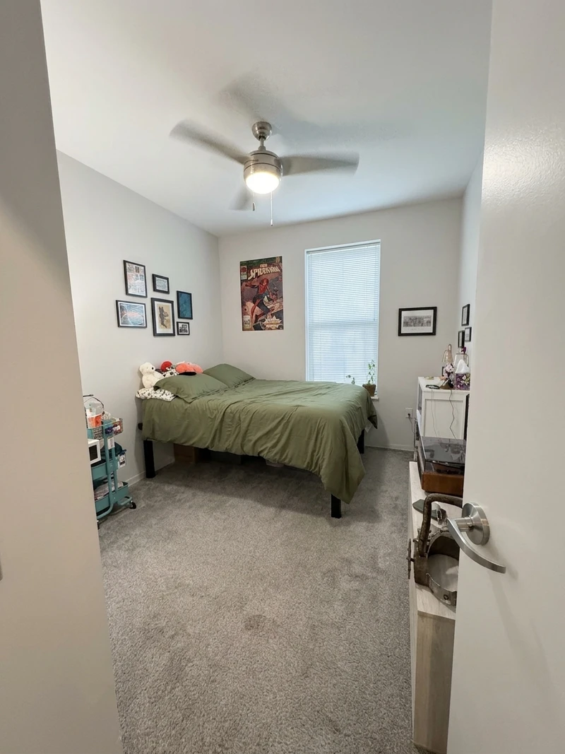 private room in Southwest Raleigh photo 5