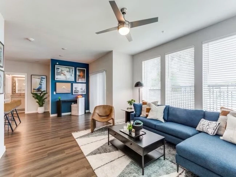 1 bedroom in Austin photo 4