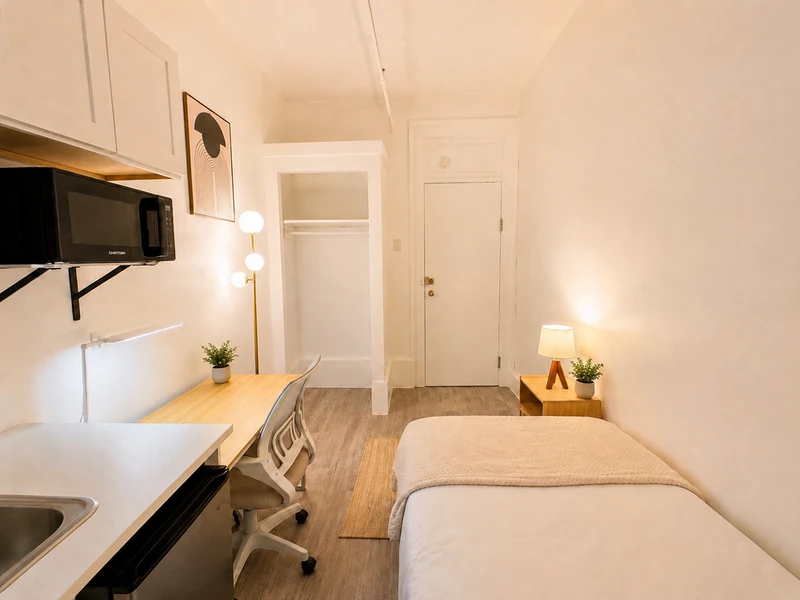 private room in Upper West Side photo 3
