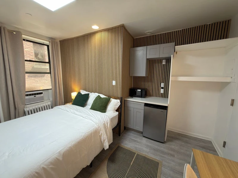private room in Upper West Side photo 5