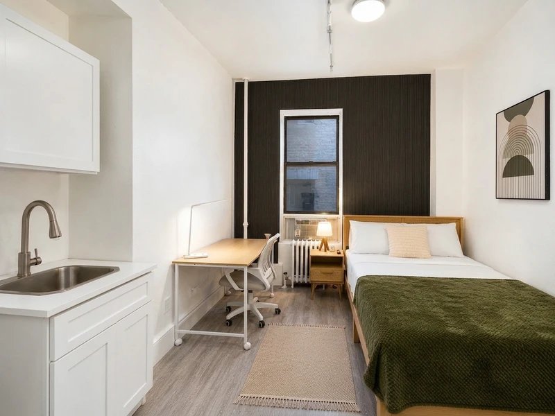 a studio in Upper West Side photo 2