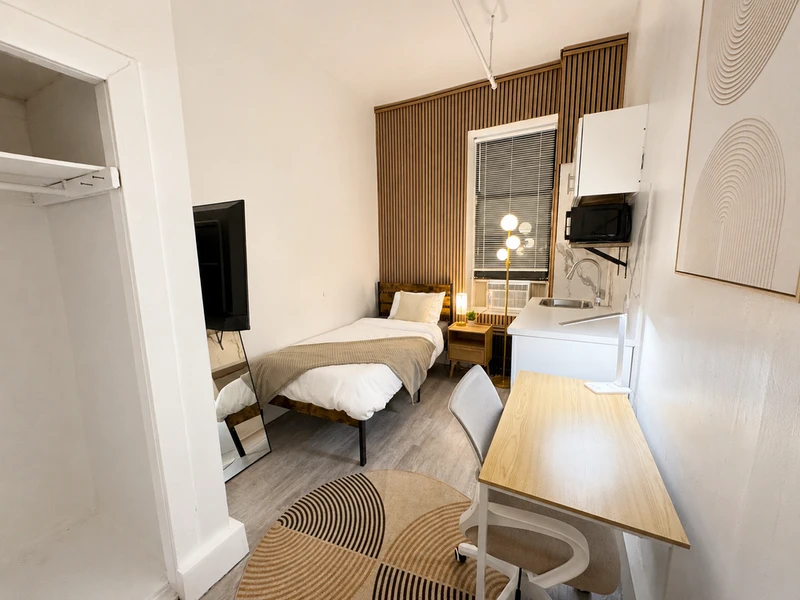 private room in Upper West Side photo 3