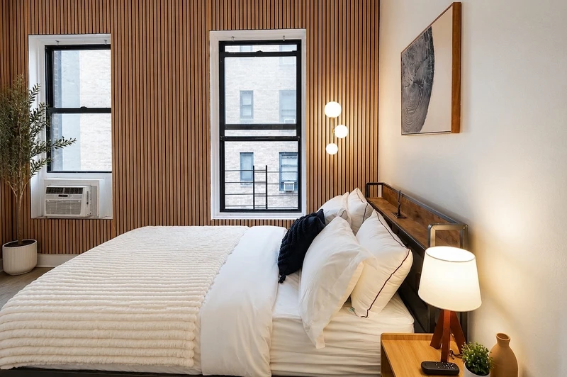 a studio in Upper West Side photo 3