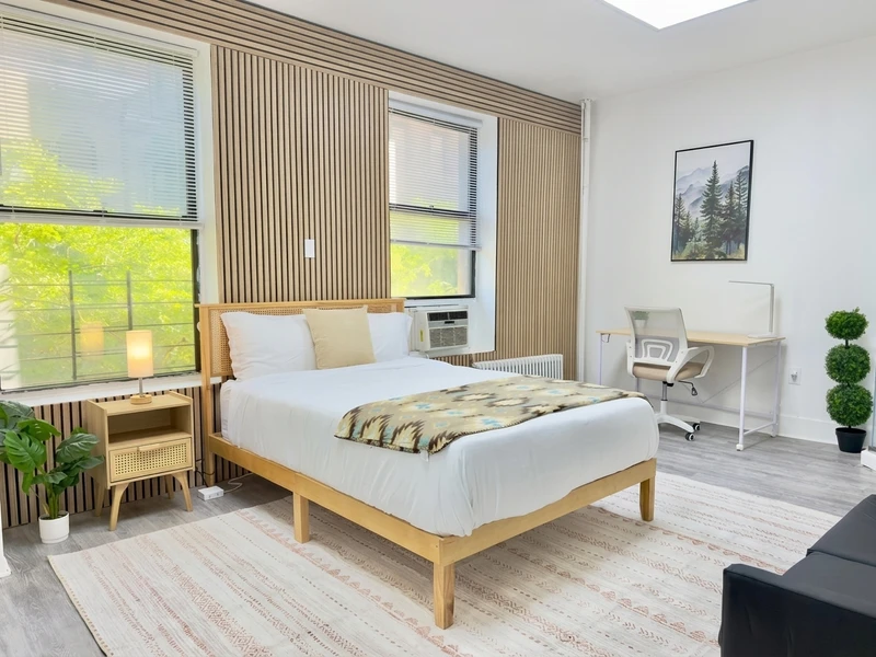 a studio in Upper West Side photo 9