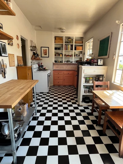 1 bedroom in Central LA