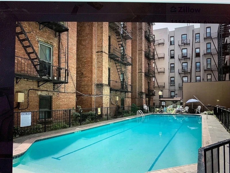 a room in Hoboken photo 7