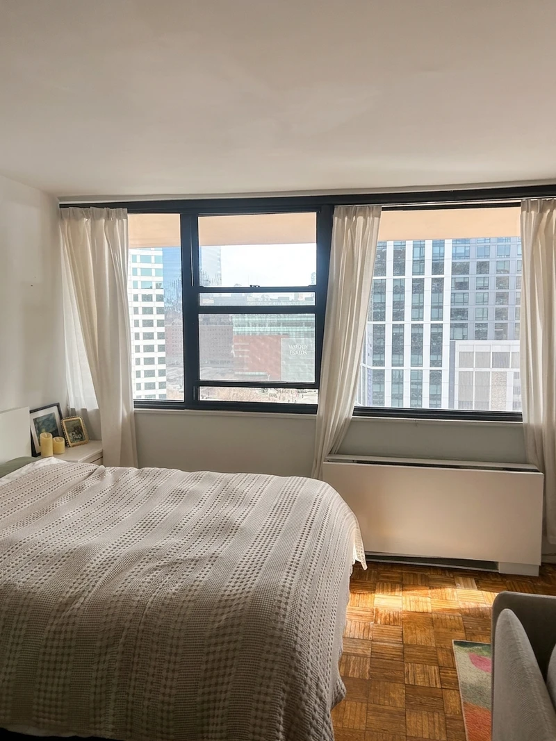 a studio in Downtown Jersey City photo 3