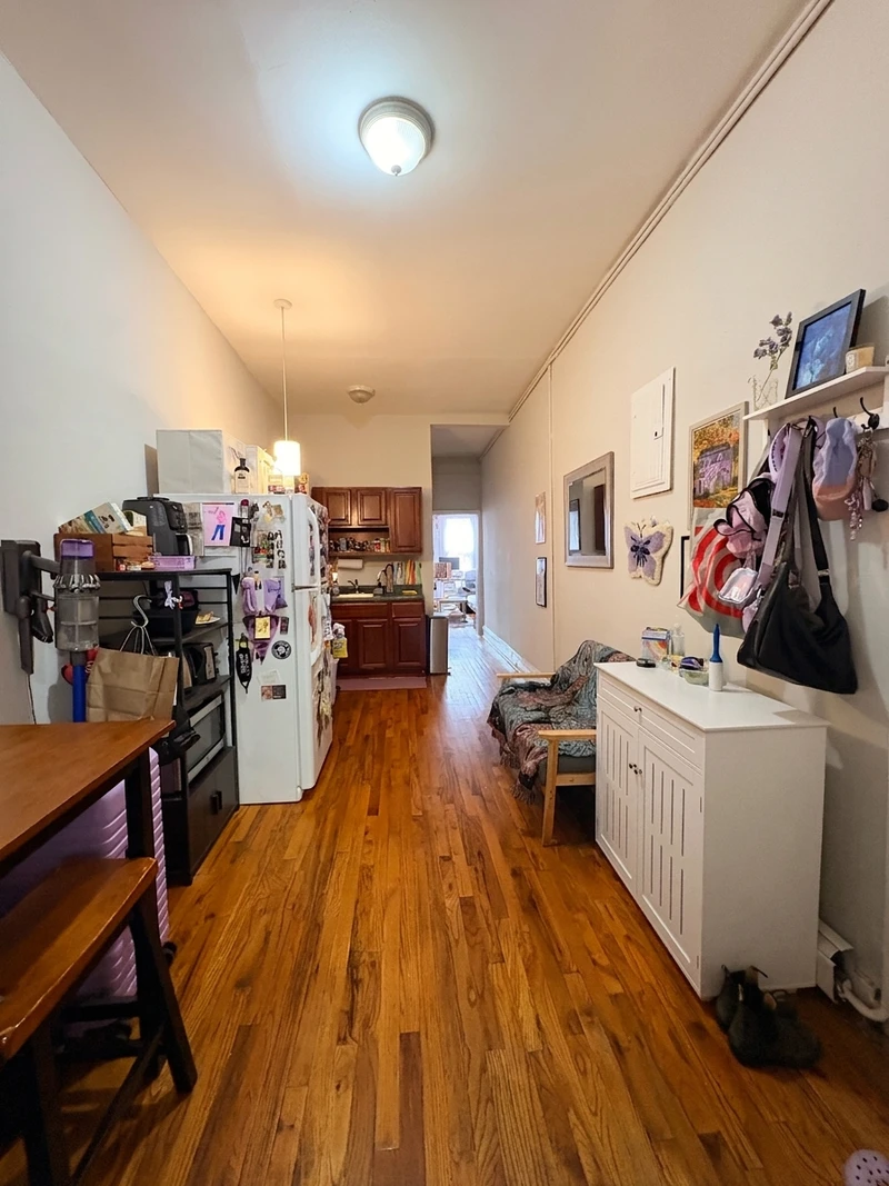 1 bedroom in Bushwick photo 3