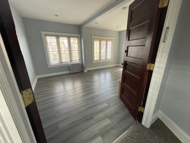 3+ bedroom in Midwood photo 8