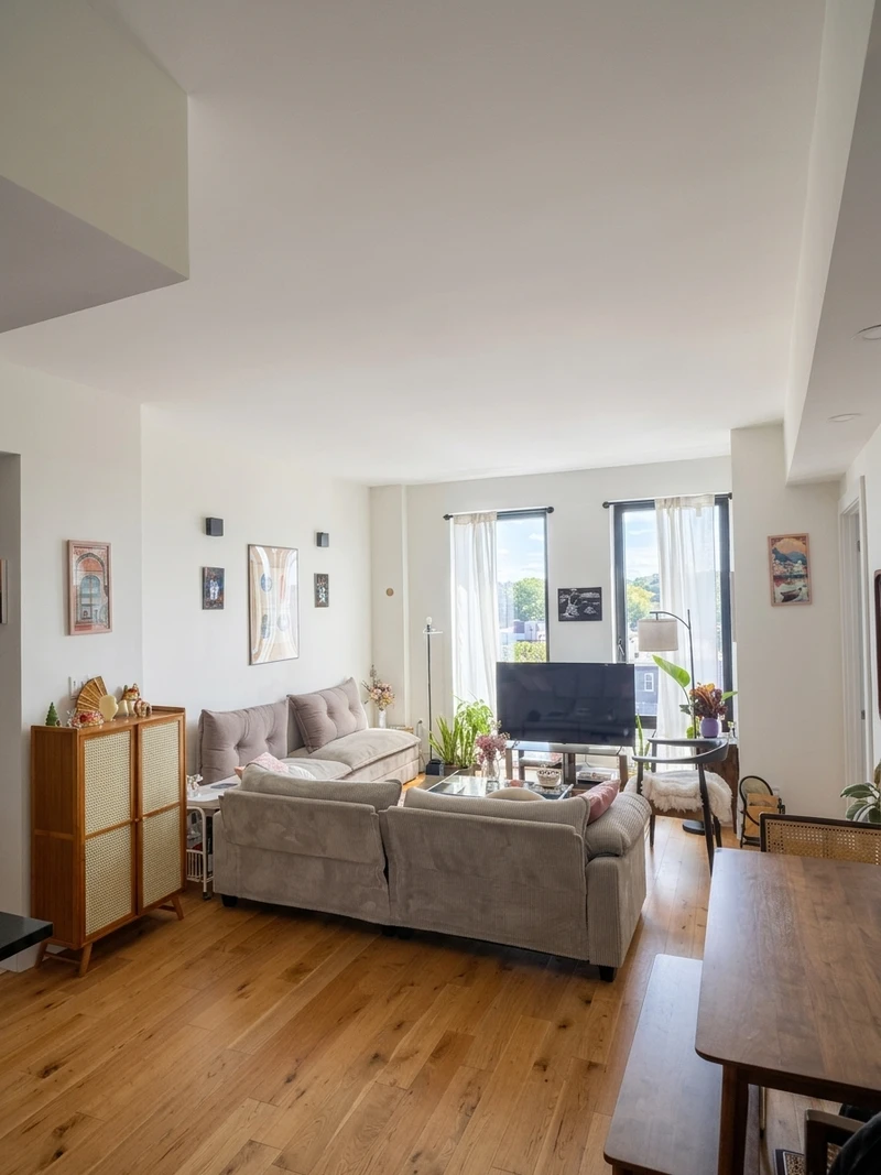 private room in Ridgewood photo 4
