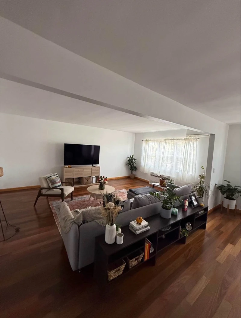 2 bedroom in Astoria photo 4