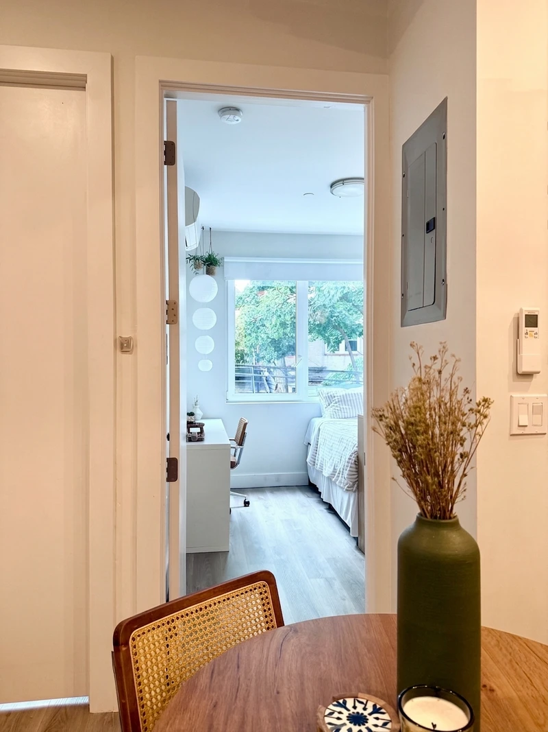 a room in Little Haiti photo 9