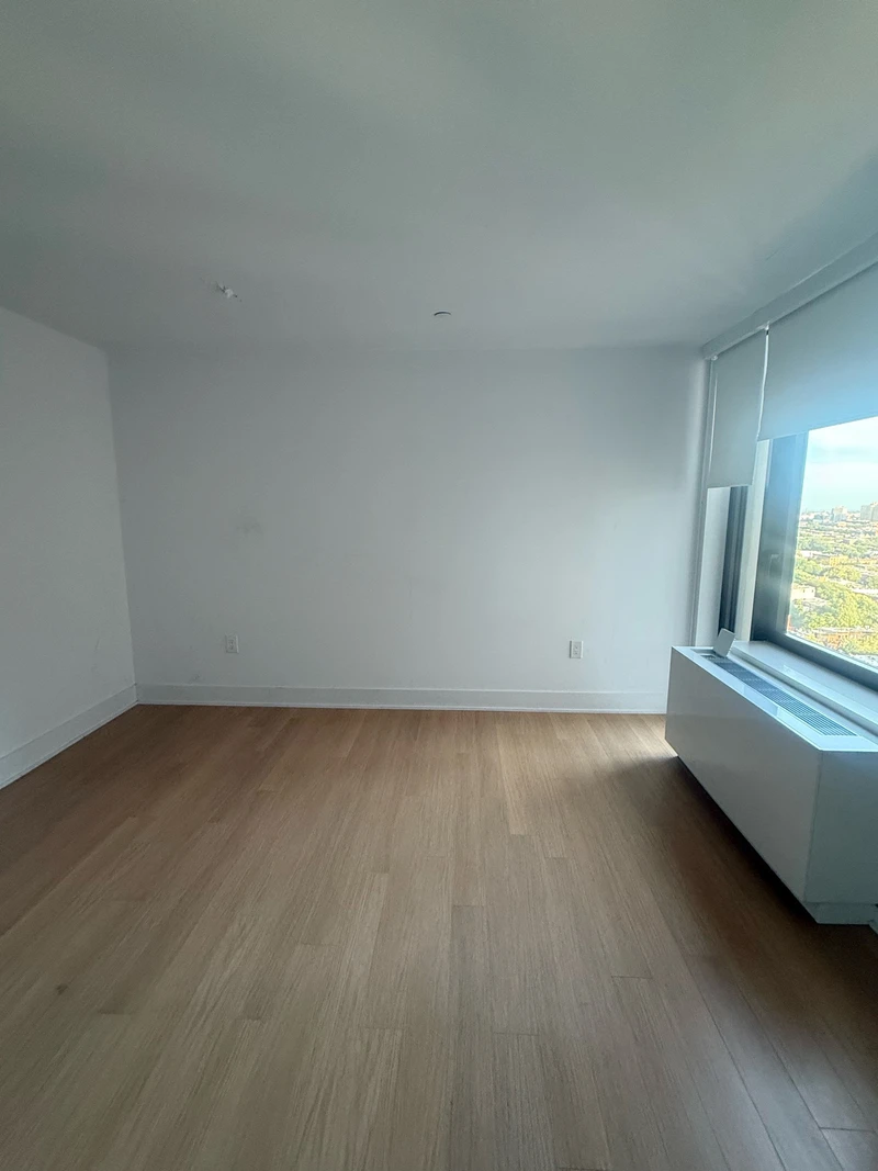 2 bedroom in Prospect Heights photo 5