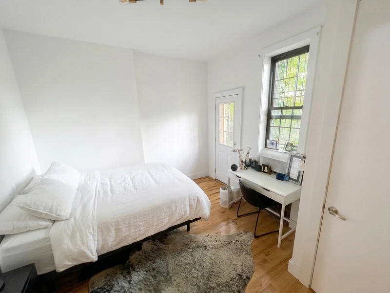 private room in Bushwick photo 2