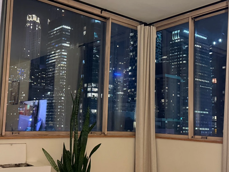 1 bedroom in Theater District photo 9