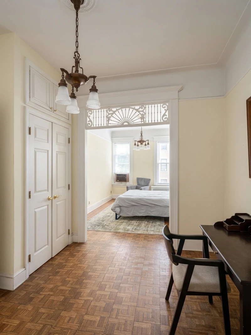 a room in Greenpoint photo 4