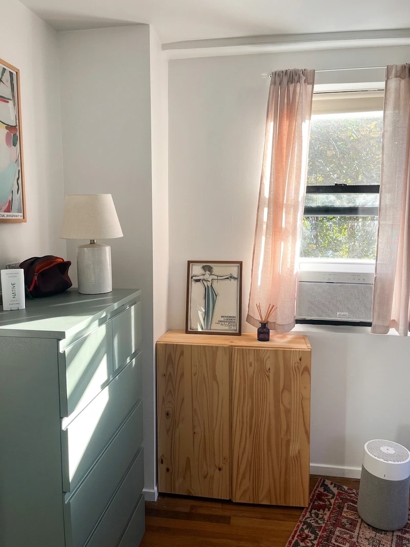 2 bedroom in Clinton Hill photo 9