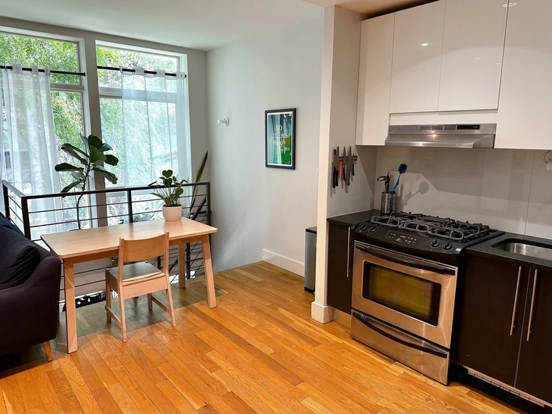 1 bedroom in Bushwick photo 4