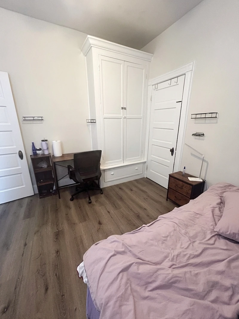 a room in Journal Square photo 4