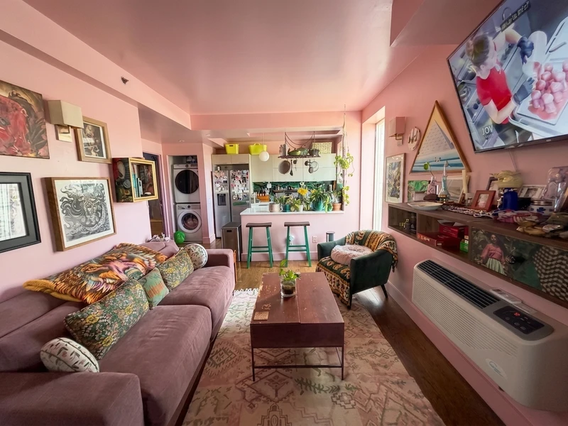 1 bedroom in East Harlem photo 14