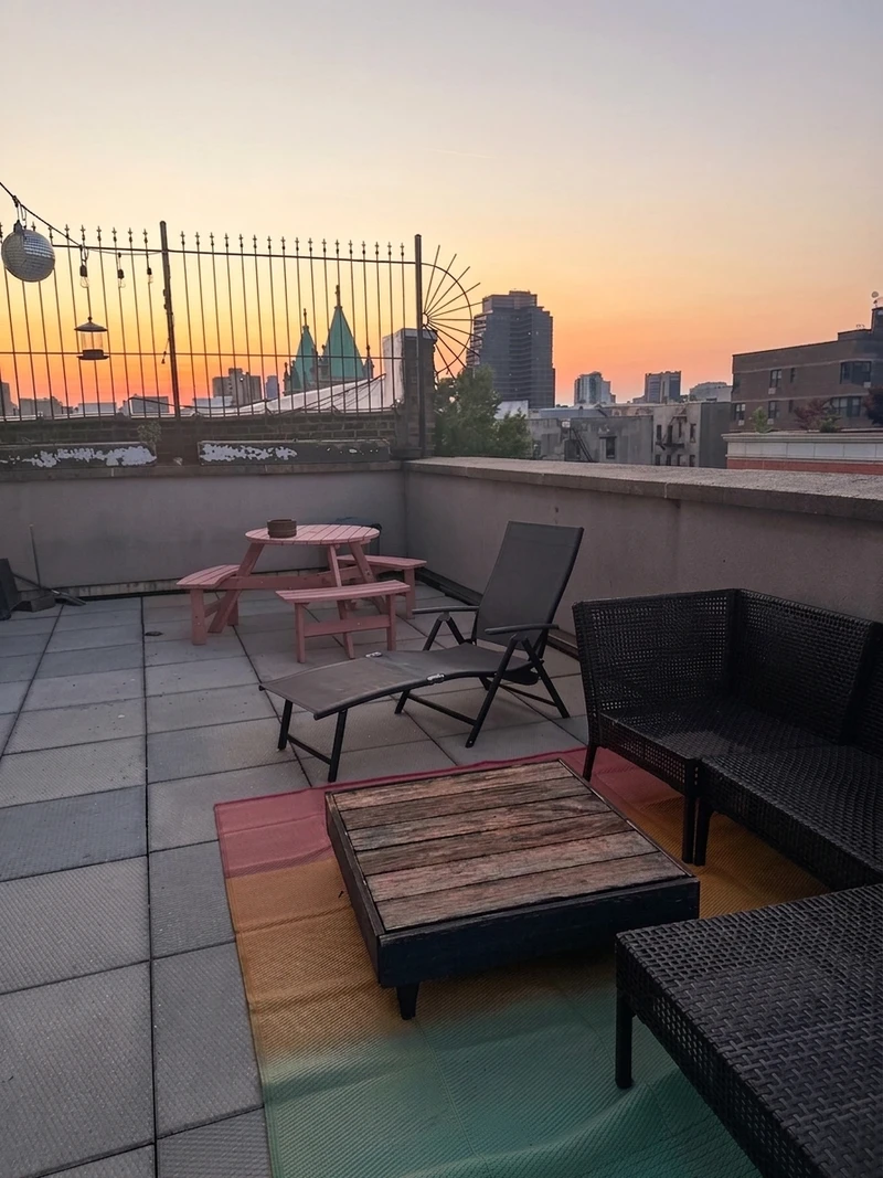 1 bedroom in East Harlem photo 8