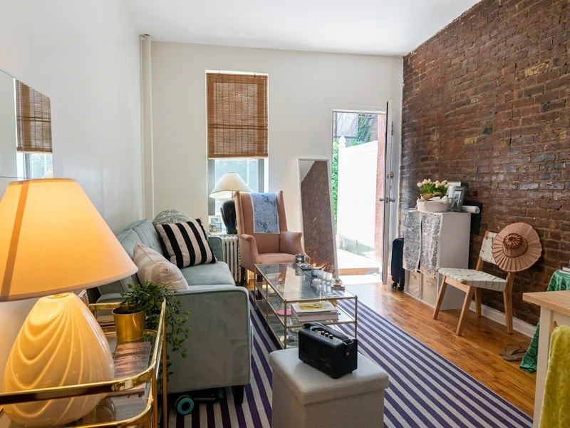 1 bedroom in East Village photo 2