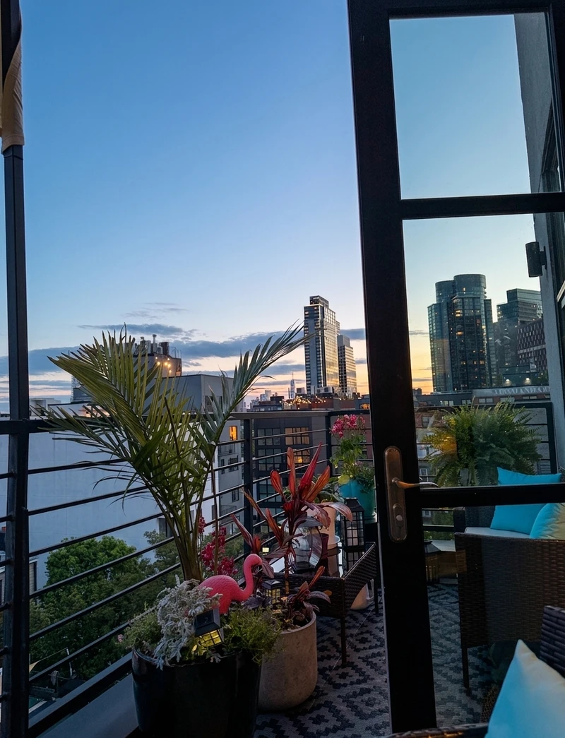 1 bedroom in Greenpoint photo 8