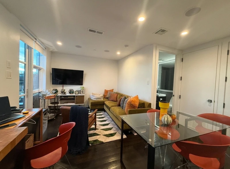 1 bedroom in Greenpoint photo 4