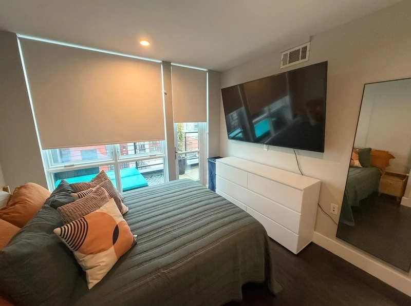 1 bedroom in Greenpoint photo 13