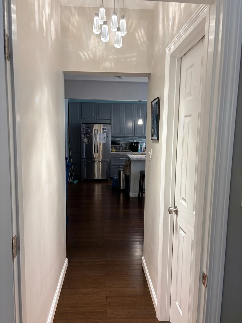 1 bedroom in Inwood photo 4