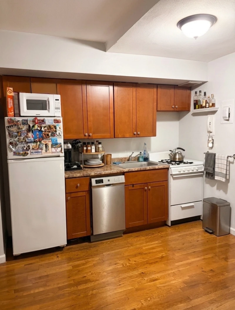 private room in Murray Hill photo 6