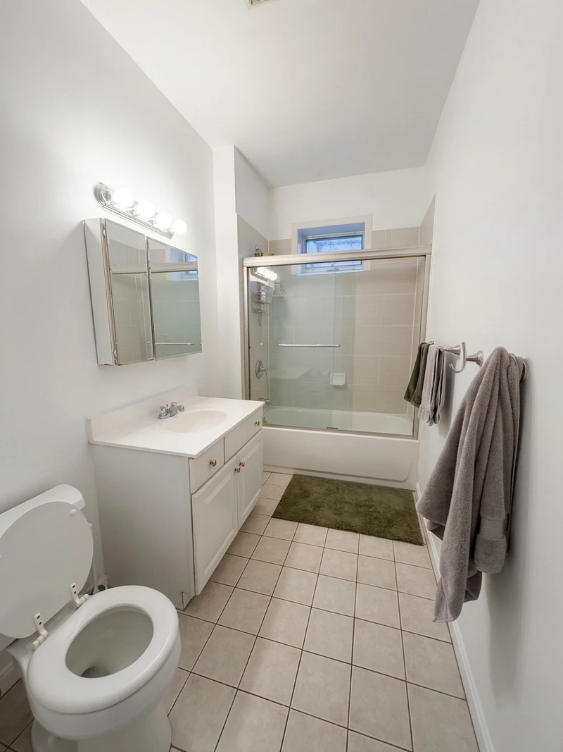 private room in North Brookline photo 5