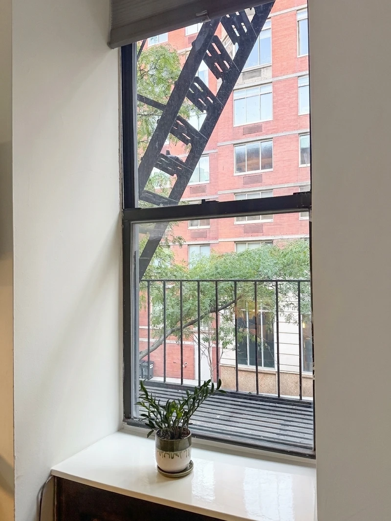 a studio in East Harlem photo 2