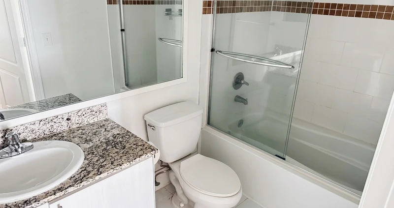 a room in Sunny Isles Beach photo 4