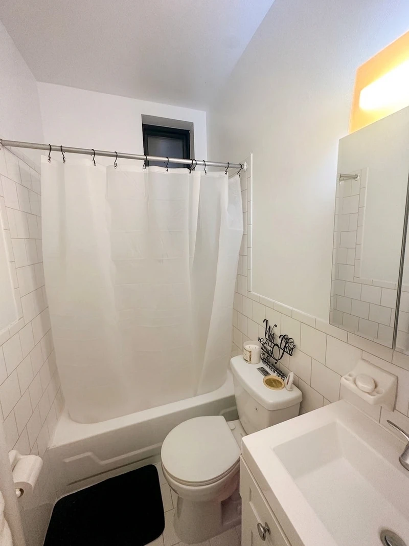 3+ bedroom in Times Square photo 5