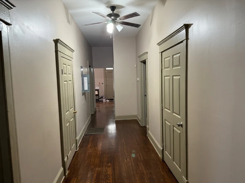 3+ bedroom in West End photo 6