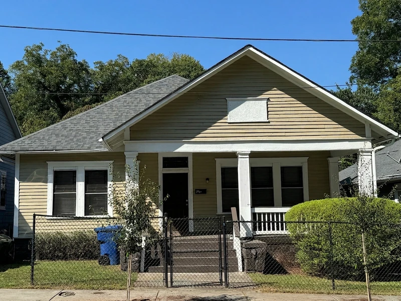 3+ bedroom in West End photo 5