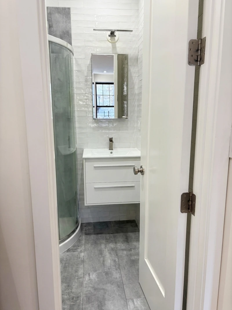 1 bedroom in Crown Heights photo 5