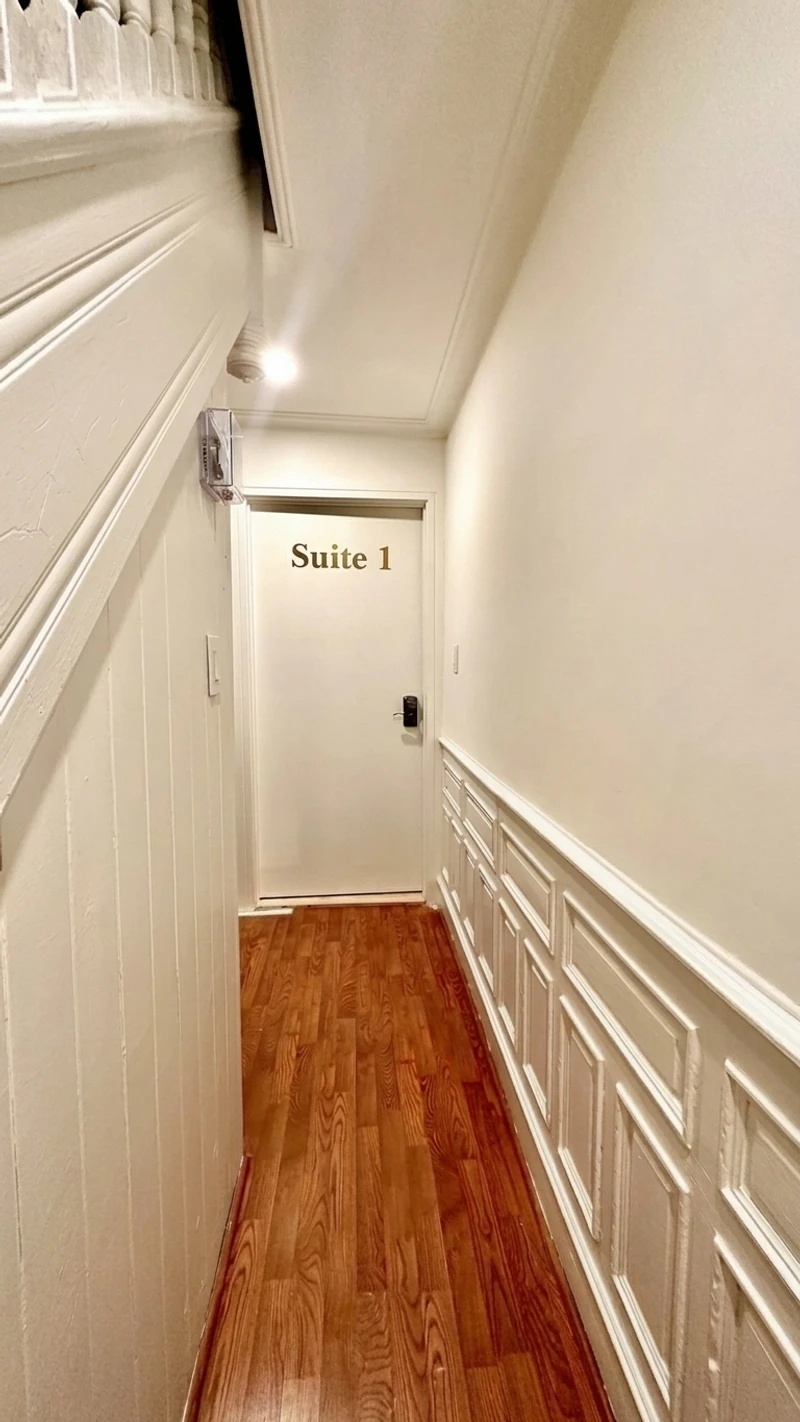 1 bedroom in Stuyvesant Heights photo 11