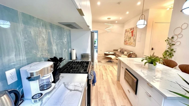 1 bedroom in Stuyvesant Heights photo 4